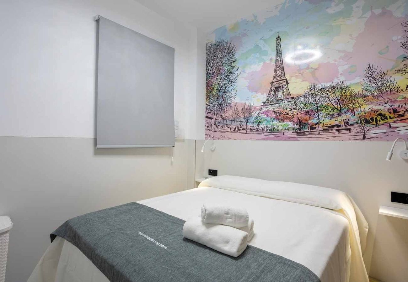 Apartamento en Benidorm - MB4 Paris Mundobooking