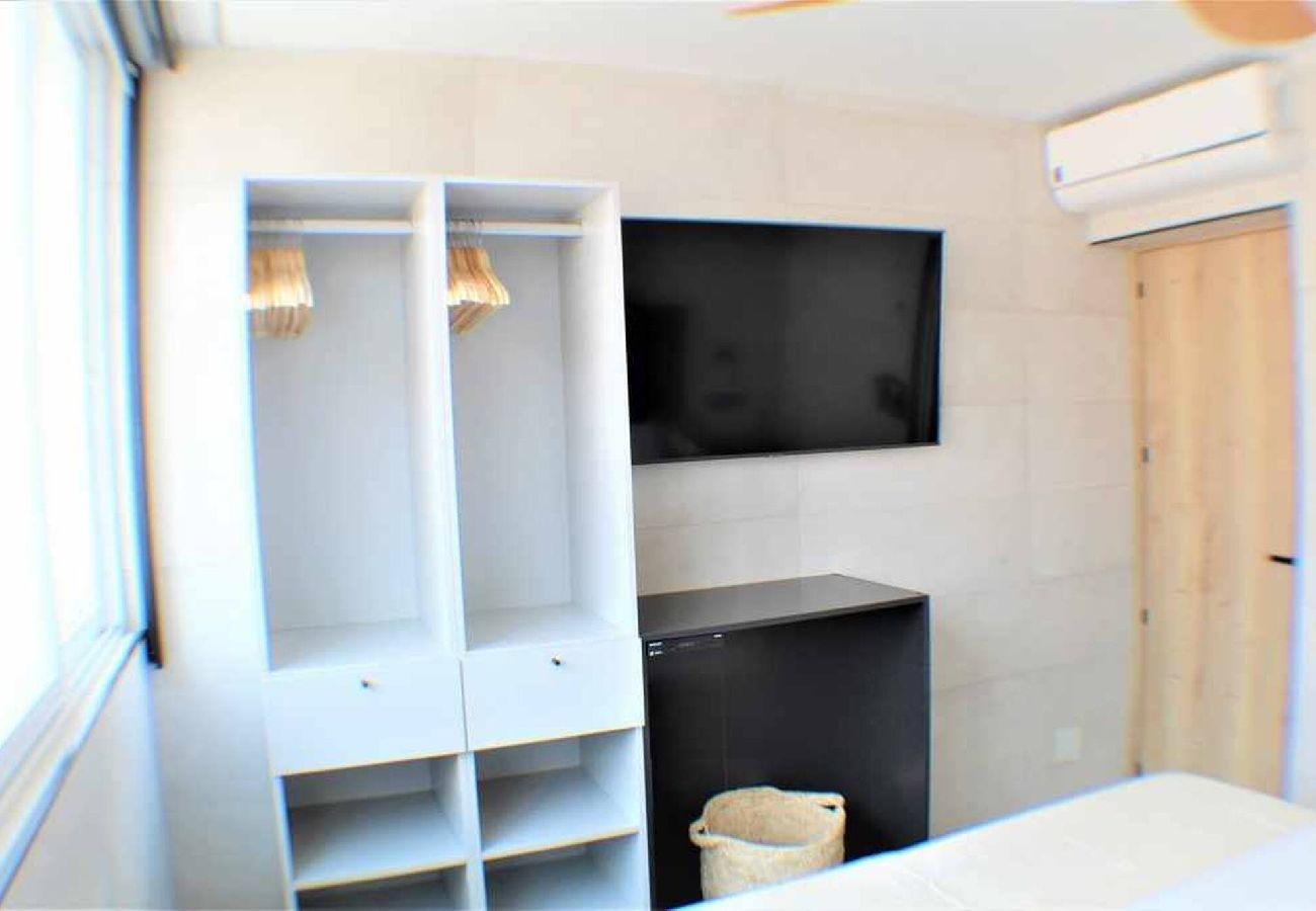 Apartamento en Benidorm - Beach Premium Levante 5B