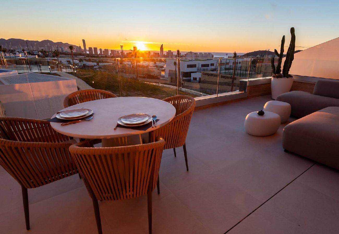 Apartamento en Finestrat - 3 Benidorm Amber Stay Duplex 3 Private Jacuzzi