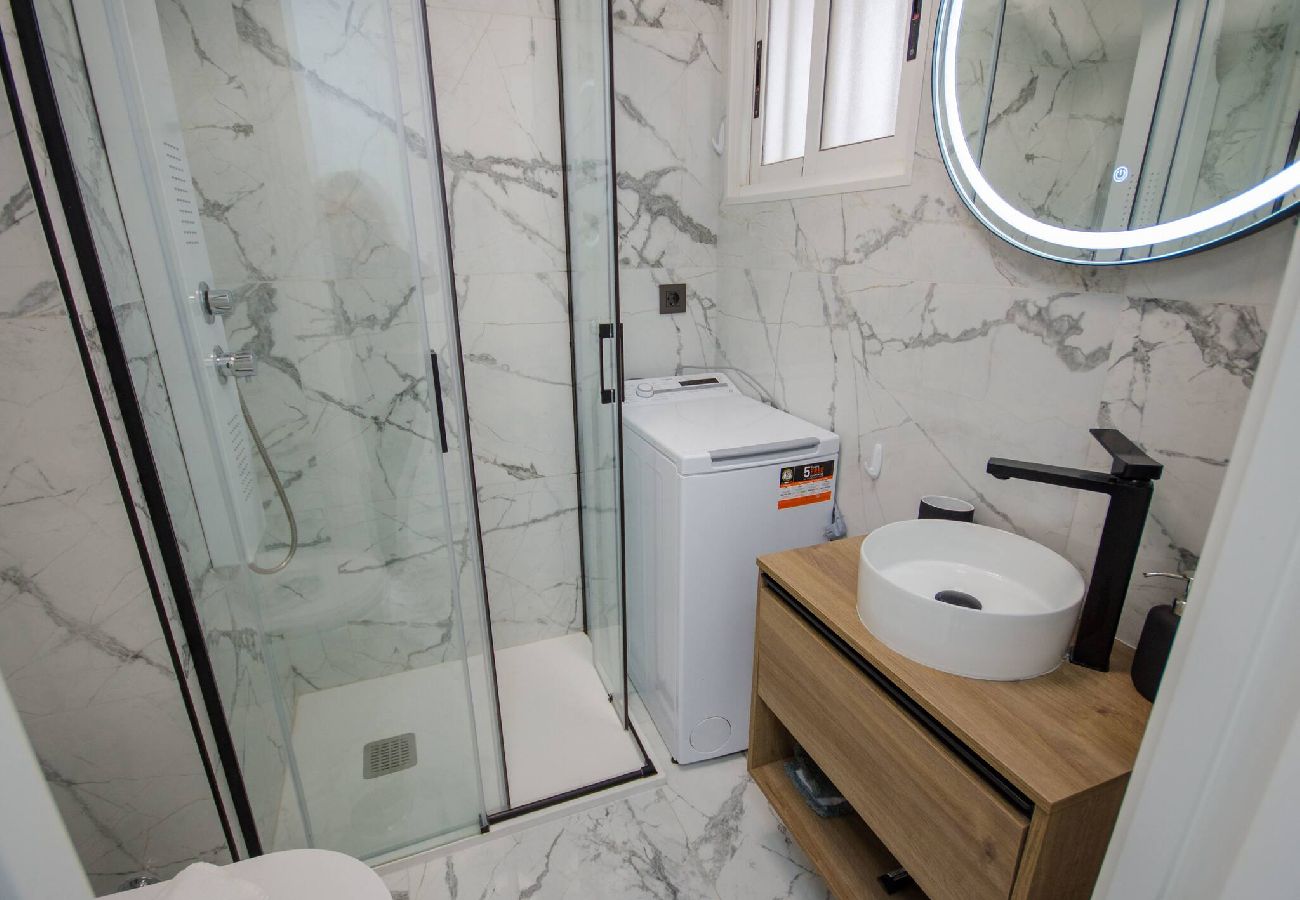 Apartamento en Benidorm - Playmont Park T-C  18-12