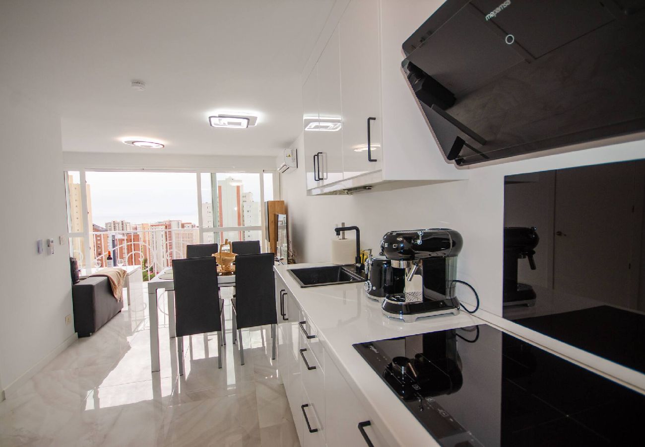 Apartamento en Benidorm - Playmont Park T-C  18-12