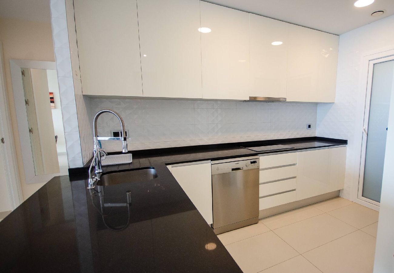 Apartamento en Benidorm - Sunset Drive Luxury  10 - 20