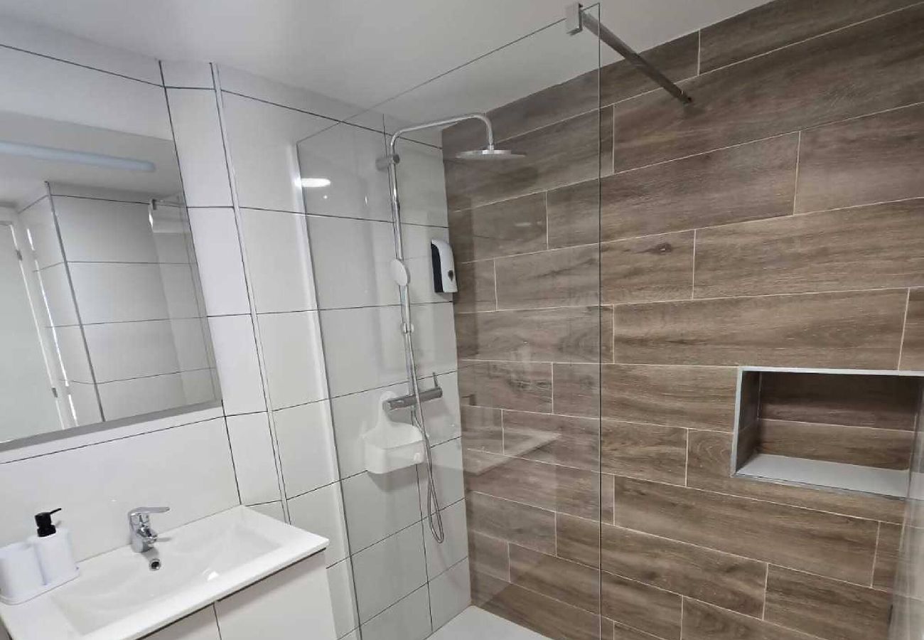 Apartamento en Benidorm - Edificio Alameda Suite 1-A