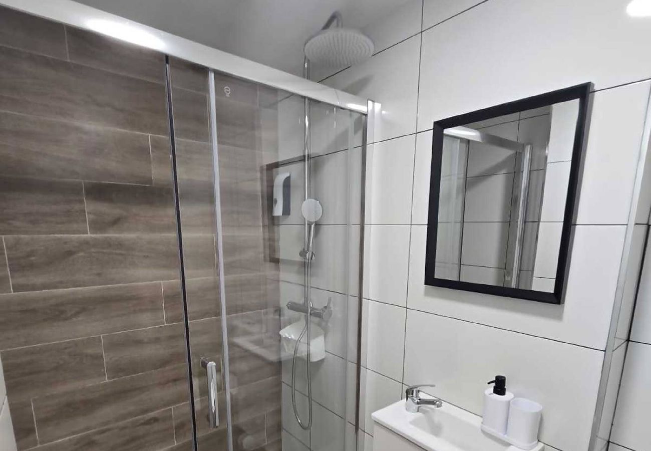 Apartamento en Benidorm - Edificio Alameda Suite 1-A