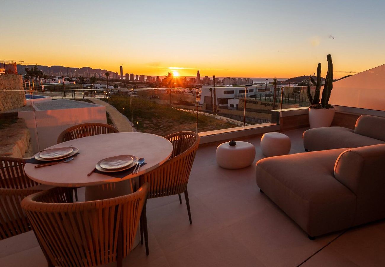 Apartamento en Finestrat - 1 Benidorm Amber Stay Duplex 1 Private Jacuzzi