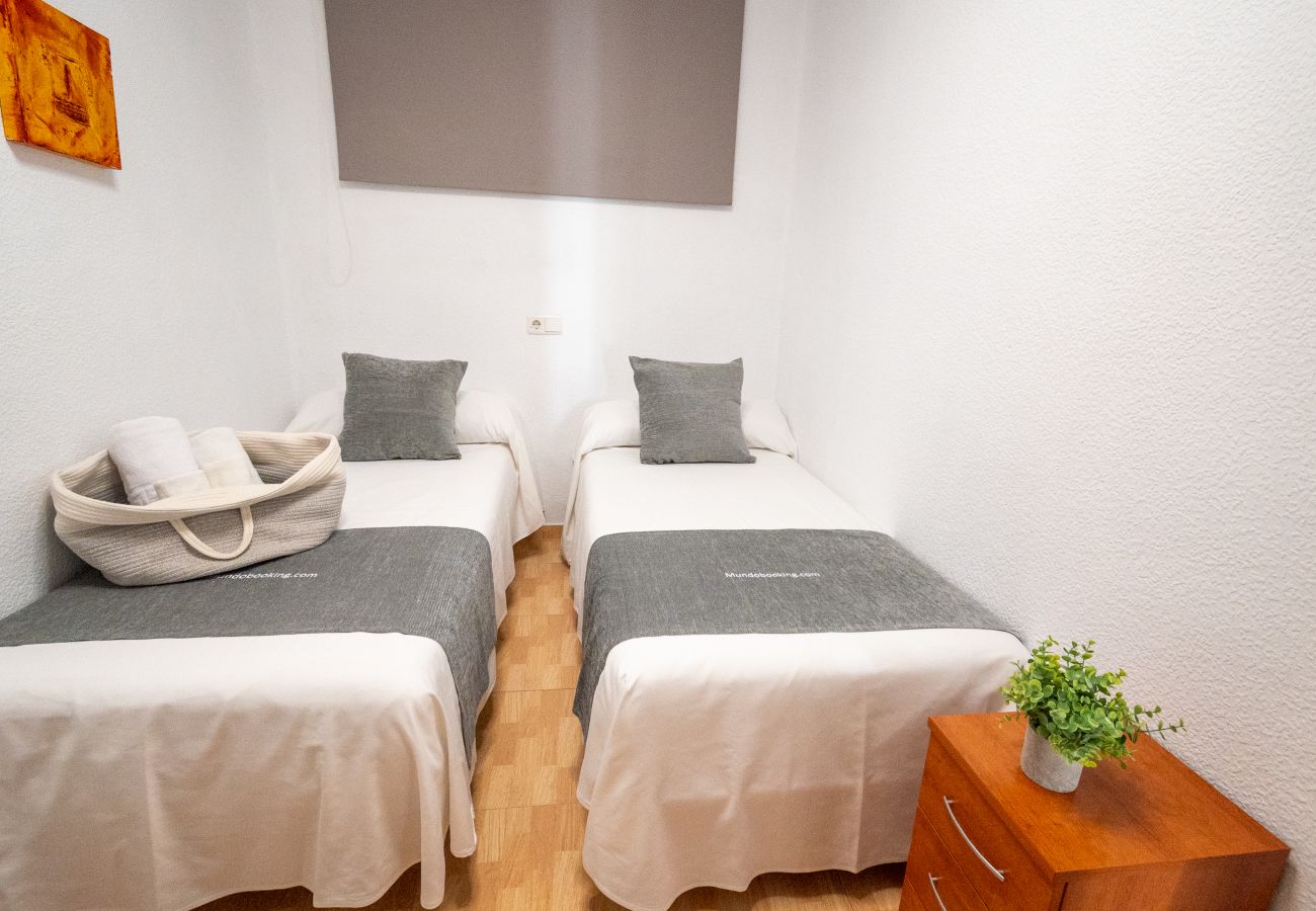 Apartamento en Benidorm - COMERCIO LEPANTO 1-21