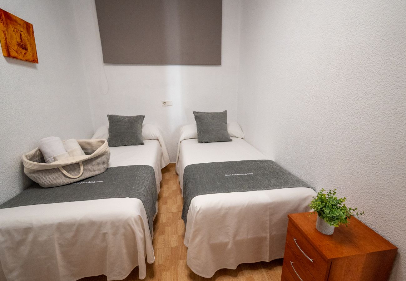 Apartamento en Benidorm - COMERCIO LEPANTO 1-21